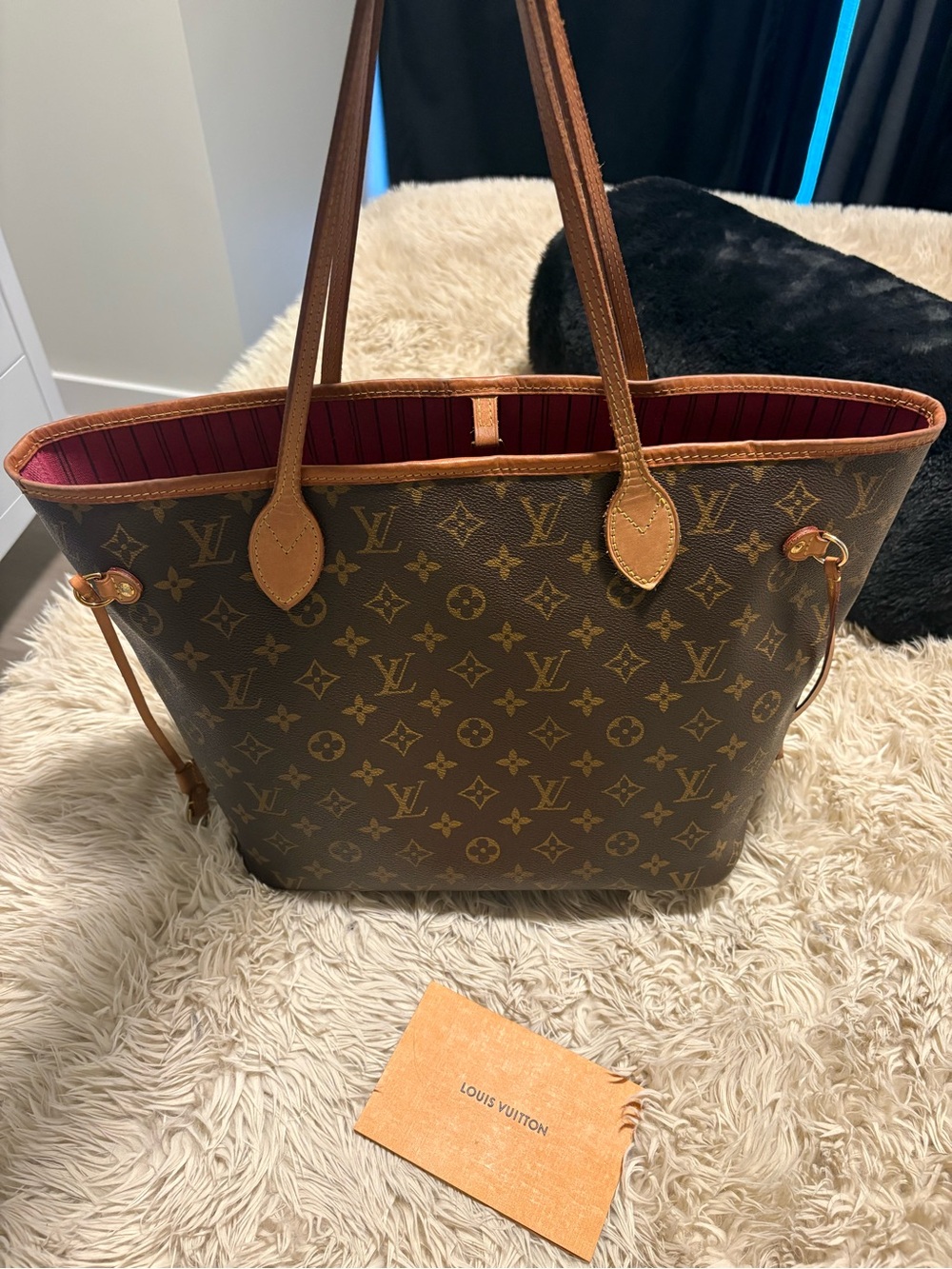 Louis Vuitton Monogram Neverfull Tote - Brown Canvas with Red Interior